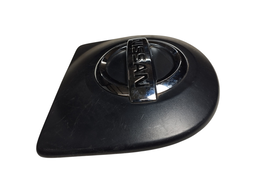 EMBLEMA TAMPA TRASEIRA NISSAN LIVINA