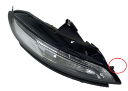 FAROL DIREITO CHEROKEE LONG LIMIT TRAILHAWK 14A15 C/DETALHE