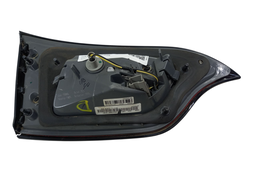 LANTERNA TRASEIRA DIREITO CHEROKEE 2014 A 2015 (MALA)