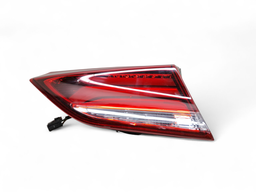 LANTERNA TRASEIRA DIREITA TRACKER 21 A 2025 (MALA) C/RETOQUE