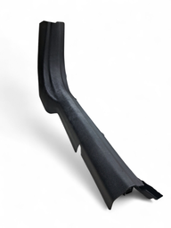 SOLEIRA PORTA DIANTEIRA DIREITA PRISMA 2013 A 2019