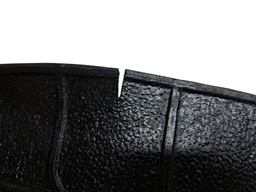 TAPETE BORRACHA DIANTEIRO DIREITO PRISMA 2013 A 2019 DETALHE