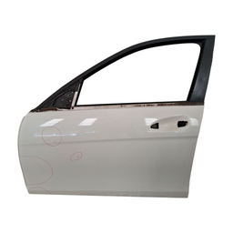 Porta Dianteira Esquerda Mercedes Classe C 180 200 250 12/14