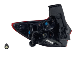 LANTERNA TRASEIRA DIREITA TRACKER 2020 2021 A 2025 (CANTO)