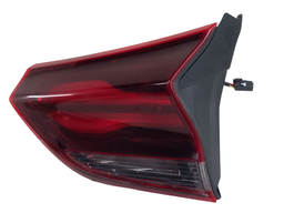 LANTERNA TRASEIRA DIREITA TRACKER 2020 2021 A 2025 (MALA)