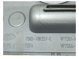 MOLDURA PAINEL CENTRAL FIESTA ROCAN 2004 A 2012 PRATA