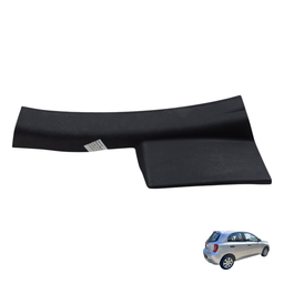 Moldura Soleira Traseira Direita Nissan March 2015 à 2019