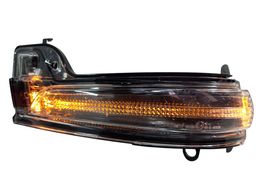 Pisca Seta Retrovisor Esquerdo Corolla Cross 2022 2023/..