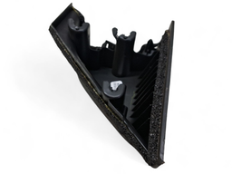 ACABAMENTO INTERNO RETROVISOR DIREITO TRACKER 2020/ DETALHE