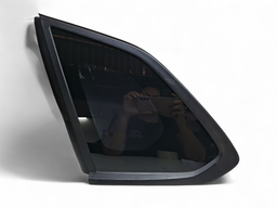 Vidro fixo traseiro esquerdo Chevrolet tracker 2020/