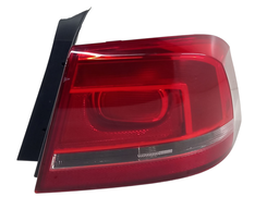 LANTERNA TRASEIRA DIREITA PASSAT B7 2011 A 2015 CANTO S/ LED