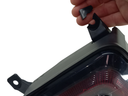 LANTERNA TRASEIRA DIREITA STRADA 2020/ C/SUPORTE QUEBRADO