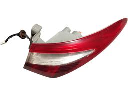 LANTERNA TRASEIRA DIREITA HB20 HATCH 2013 A 2019 C/ DETALHE