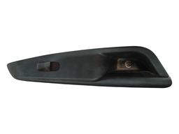 MOLDURA PUXADOR PORTA DIANTEIRA DIR. KICKS 2017 A 2024