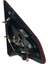 LANTERNA TRASEIRA DIREITA KICKS 2017 2018 A 2021 (MALA)