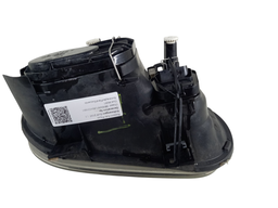 FAROL ESQUERDO GOLF 1999 A 2007 MASC NEGRA S/ AUX C/DETALHE