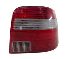 LANTERNA TRASEIRA DIREITA GOLF 1999 A 2006 BICOLOR