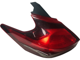 LANTERNA TRASEIRA ESQUERDA KICKS 2017 2018 A 2021 (CANTO)