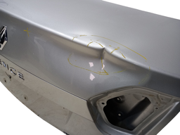 TAMPA TRASEIRA FLUENCE 2011 2012 A 2018 C/AMASSADO