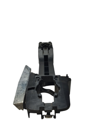 SUPORTE MAÇANETA DIANTEIRA DIREITA KICKS 1.6 16V 2017 A 2021