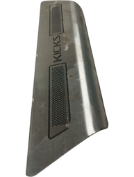 SOLEIRA PORTA TRASEIRA AÇO INOX NISSAN KICKS 2017 A 2025