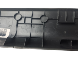 SOLEIRA PORTA DIANTEIRA ESQUERDA KICKS 1.6 16V 2017 A 2021