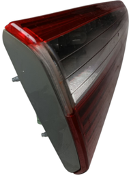 LANTERNA TRASEIRA ESQUERDA HB20 HATCH 2013 A 2019 (MALA)