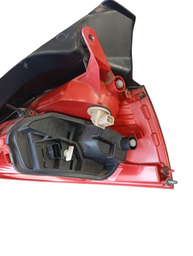 LANTERNA TRASEIRA ESQUERDA RENAULT MEGANE 2 HATCH