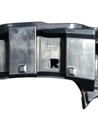 GUIA PARACHOQUE DIANTEIRO DIREITO TOYOTA COROLLA 2010 A 2013