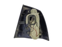 LANTERNA TRASEIRA ESQUERDA ASTRA SEDAN 2003 A 2012 BICOLOR