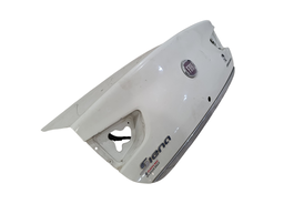 TAMPA TRASEIRA GRAND SIENA 12/2021 C/ MAÇANETA C/ DETALHE