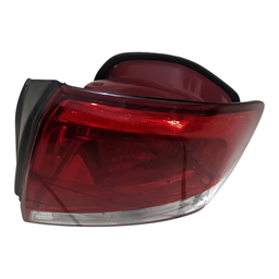 LANTERNA TRASEIRA DIREITA KIA CERATO EX 1.6 MANUAL 2008 2009