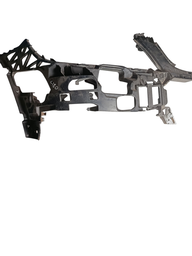 GUIA PARA-CHOQUE DIANTEIRO DIREITO MERCEDES W204 2011 A 2013