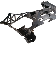 GUIA PARA-CHOQUE DIANTEIRO DIREITO MERCEDES W204 2011 A 2013