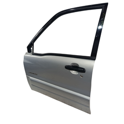 PORTA DIANTEIRA ESQUERDA GM TRACKER 2001 A 2009 ORIGINAL