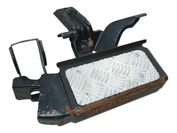 PISANTE TRASEIRO ESQUERDO FIAT STRADA 2004 A 2020 TODAS