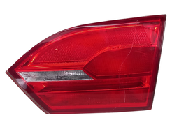 Lanterna Traseira Direita Jetta 2011 a 2014 (mala) S/ Led