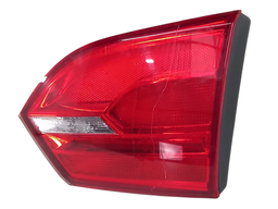 LANTERNA TRASEIRA DIREITA JETTA 2011 A 2014 (MALA) S/ LED