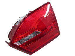 LANTERNA TRASEIRA DIREITA JETTA 2011 A 2014 (MALA) S/ LED