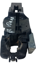 SUPORTE MAÇANETA DIANTEIRA ESQUERDA VERSA 2012 A 2020