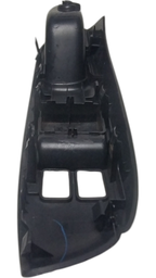 MOLDURA BOTÃO VIDRO DIANTEIRO ESQUERDO VERSA 2012 A 2020