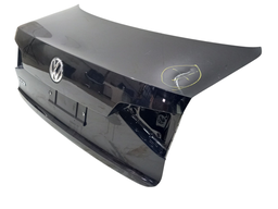 TAMPA TRASEIRA JETTA 2011 2012 A 2014 C/AMASSADO