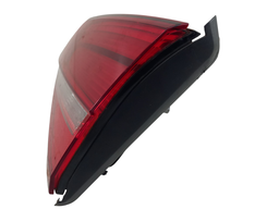 LANTERNA TRASEIRA DIREITA JETTA 2015 A 2018 (MALA) S/ LED