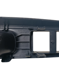 MOLDURA BOTÃO VIDRO DIANTEIRO ESQUERDO VERSA 2012 A 2020