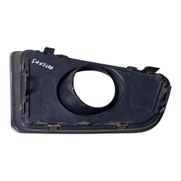 MOLDURA FAROL MILHA ESQUERDO RENAULT SANDERO 2008 A 2014