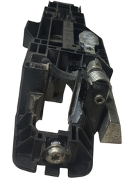 SUPORTE MAÇANETA DIANTEIRA DIREITA NISSAN VERSA 2012 A 2020