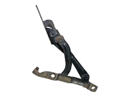 DOBRADIÇA TAMPA TRASEIRA LE NISSAN SENTRA 2012 A 2016