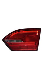Lanterna Traseira Direita Jetta 2011 a 2014 (mala) S/ Led