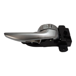 Maçaneta Porta Dianteira Direita Renegade 1.8 Flex 2016 A 20