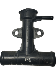 FLANGE TAMPA RADIADOR ÁGUA NISSAN MARCH VERSA 2011 A 2016